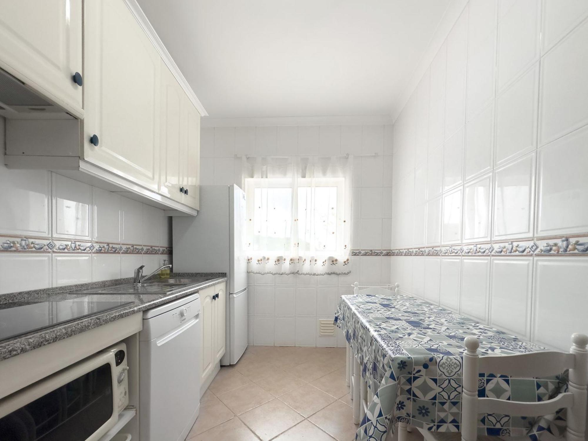 Os Apartamentos A Ramos Na Praia Da Gale Estao Inserido Em Condominio Com Piscina, Fica Apenas A 350 Metros Da Praia Da Gale - Apartamentos Com Ar Condicionado Tanto Nos Quartos Como Na Sala, Smart Tv Com Prime Video E Cozinha Completa Albufeira Ngoại thất bức ảnh
